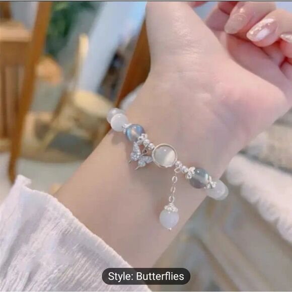 Butterfly charm bracelet - Picture 2 of 10